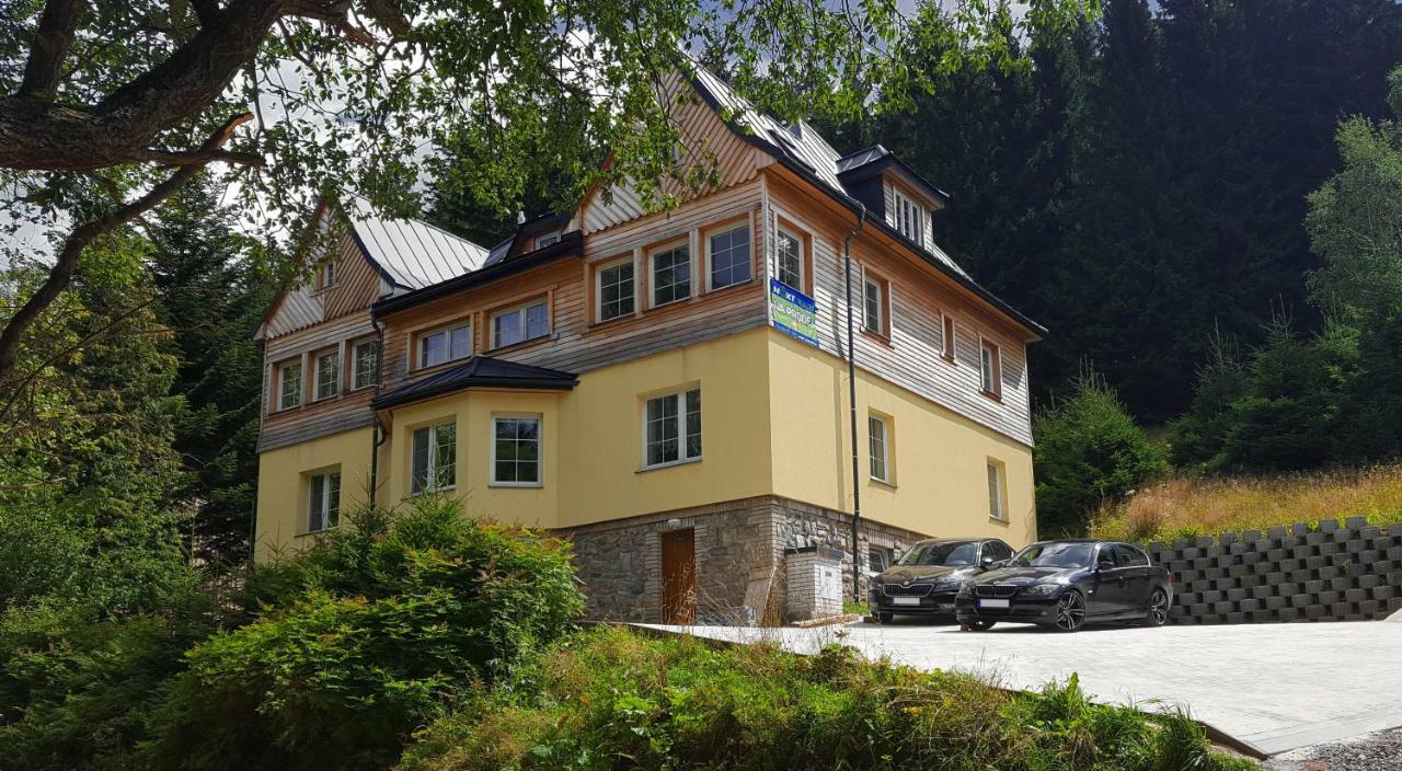 Ubytování Javor Pec pod Snezkou Esterno foto